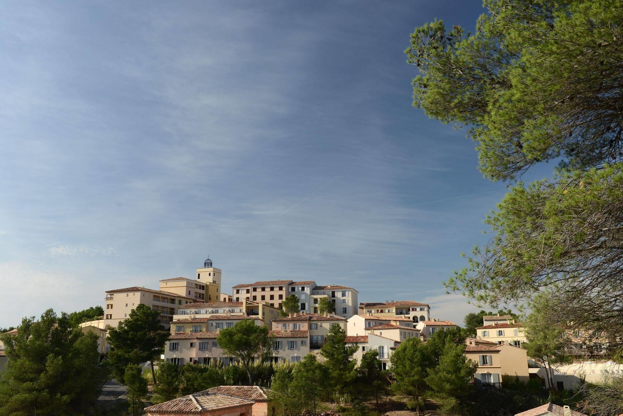 Residence Pierre & Vacances Les Coteaux De Pont-Royal มัลล์มอร์ ภายนอก รูปภาพ