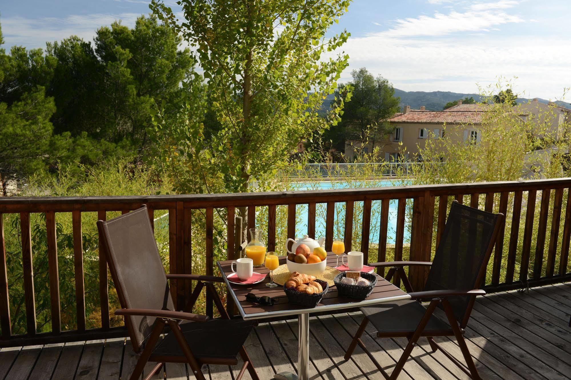 Residence Pierre & Vacances Les Coteaux De Pont-Royal มัลล์มอร์ ภายนอก รูปภาพ